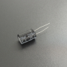 Capacitor Electrolítico De Aluminio 2200uF 25V 13x20 mm Genérico - 1