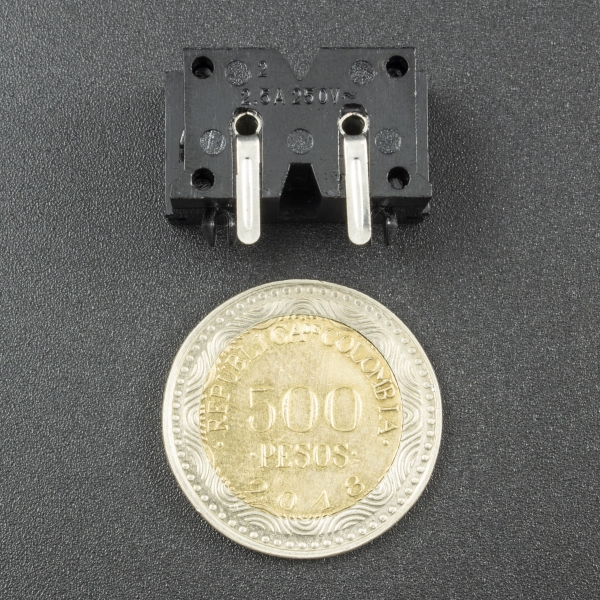 CONECTOR O ENCHUFE DE ALIMENTACIÓN AC-19 PARA CABLE DE PODER C7 Genérico - 4