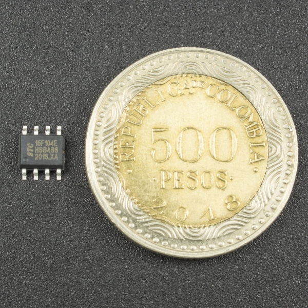 MICROCONTROLADOR 15F104E SMD SOP-8 Genérico - 3