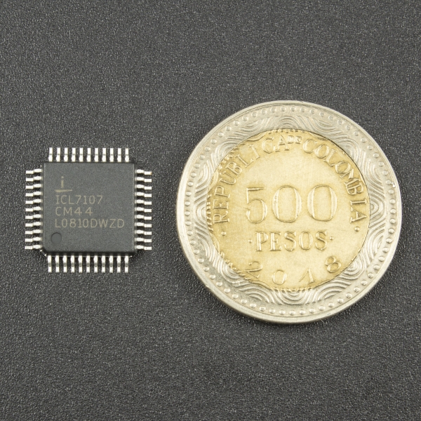 CONVERTIDOR ANÁLOGO A DIGITAL ADC ICL7107 SMD MQFP-44 PARA MATRIZ DE LED Genérico - 4