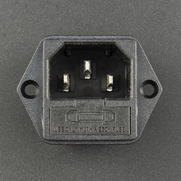 CONECTOR O ENCHUFE DE ALIMENTACIÓN AC-03 PARA CABLE DE PODER C13 Genérico - 4