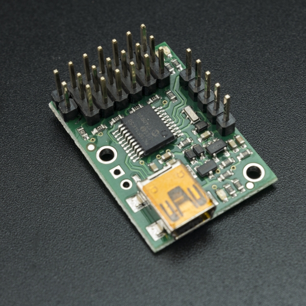 Micro Maestro Controlador de Servomotores 6 Canales USB Pololu - 1