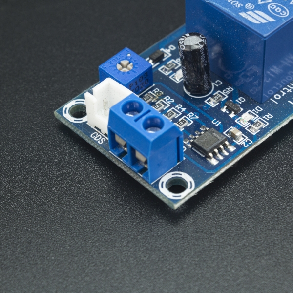 Controlador ON-OFF De Luz  XH-M131 de 5-12VDC Genérico - 3