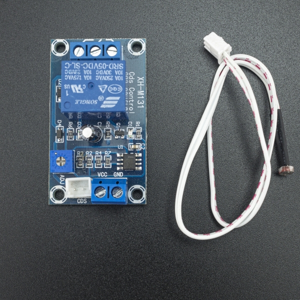 Controlador ON-OFF De Luz  XH-M131 de 5-12VDC Genérico - 4