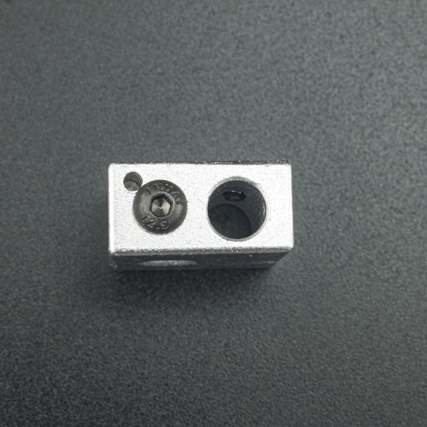 Bloque de Aluminio Para Extrusor MK8 20*20*10 mm Genérico - 3