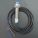 Sensor de Proximidad Inductivo LJ12A3-4-Z/BX Genérico - 3