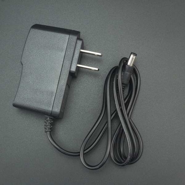 ADAPTADOR DE VOLTAJE 12V 1A CON CONECTOR JACK 5.5X2.5 MM Genérico - 2