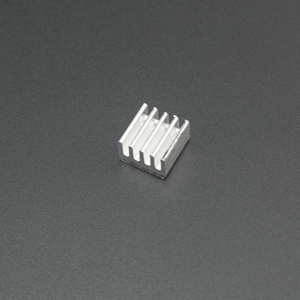 Mini Disipador Con Adhesivo 8.7x8.8 mm Genérico - 1