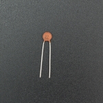 CONDENSADOR CERÁMICO 27 PF 50V Genérico - 2