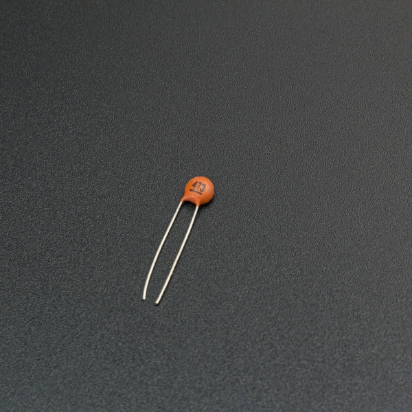 CONDENSADOR CERÁMICO 47 NF 50V Genérico - 2