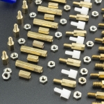 KIT DE SEPARADORES Y TUERCAS M3 SURTIDOS Vistronica - 2