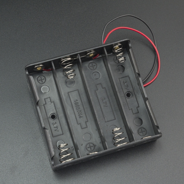 PORTA BATERÍA 18650 X4 CON CONECTOR JACK 5.5X2.1MM Genérico - 2