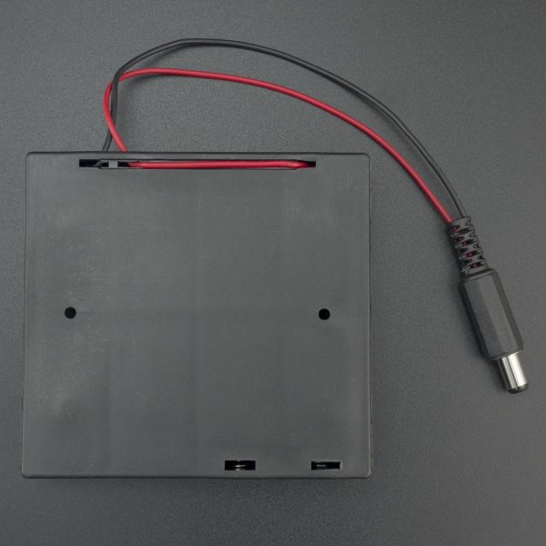 PORTA BATERÍA 18650 X4 CON CONECTOR JACK 5.5X2.1MM Genérico - 5