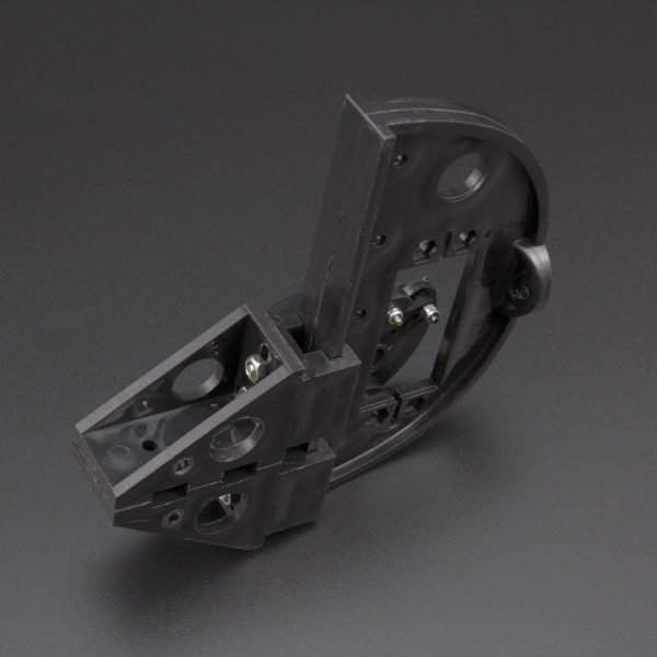 Pinza para Brazo Robótico Genérico - 2
