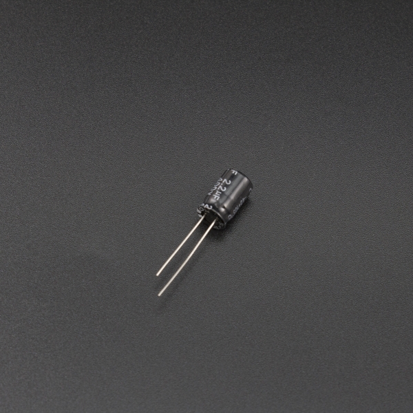 Capacitor Electrolítico De Aluminio 2.2uF 400V 6x12 mm Genérico - 3