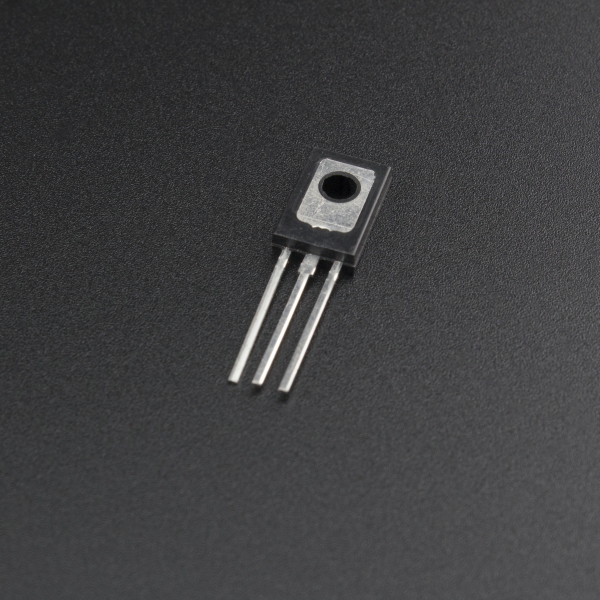 Transistor NPN BD139 80V 1.5A TO-126 Genérico - 2