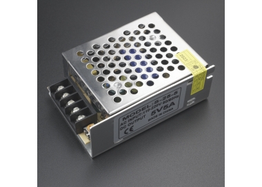 Fuente Suicheada / Conmutada 5V 5A 25W Genérico - 1