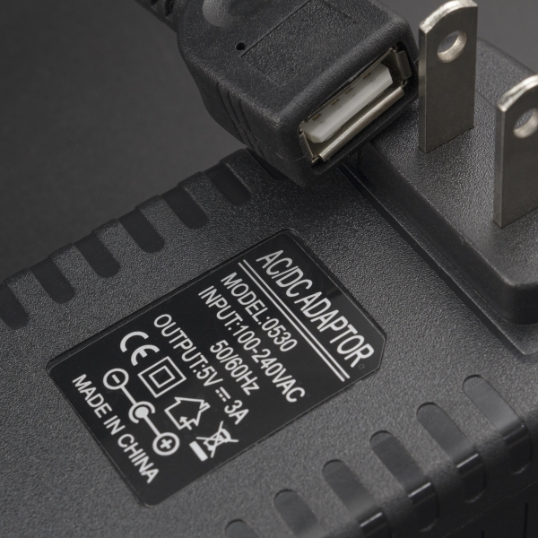 Adaptador De Voltaje 5V 3A Con Salida USB Tipo A Genérico - 4